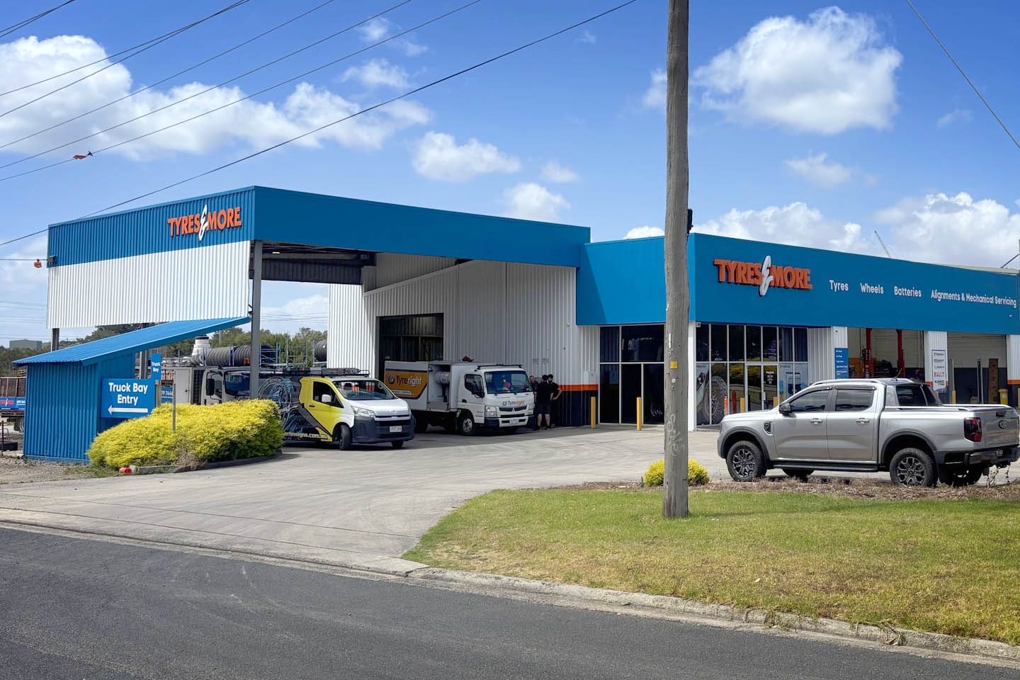 car and truck tyre shop hastings VIC