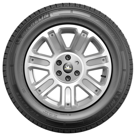 Michelin AGILIS Tyre - 7R16 - image 3