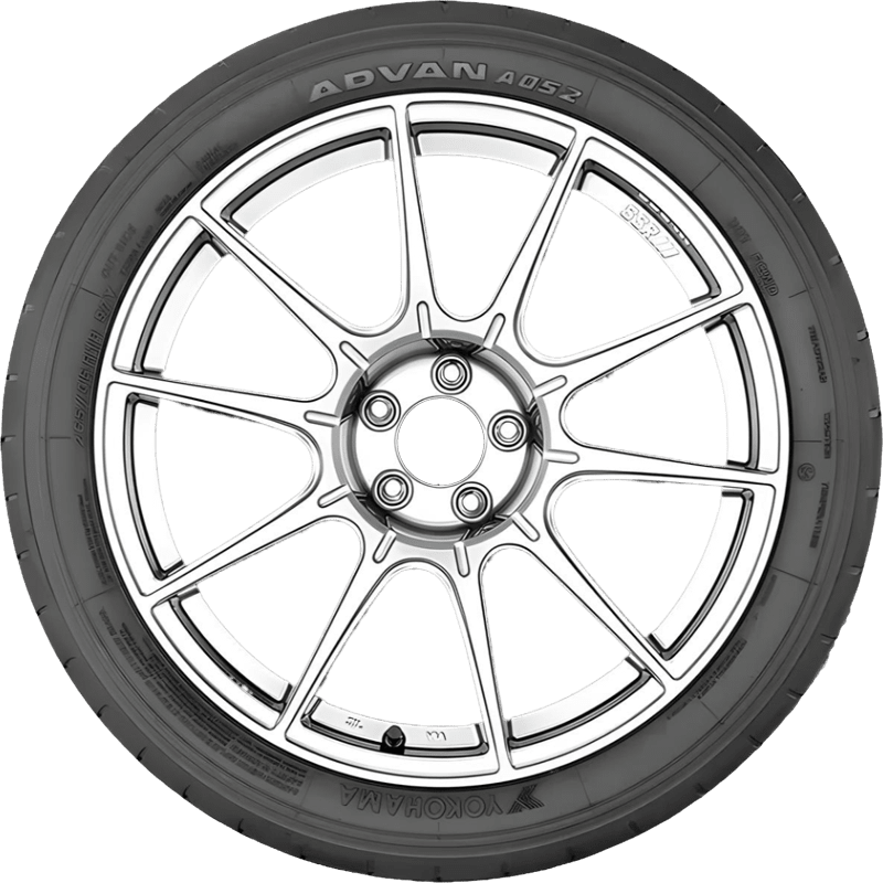 Yokohama ADVAN A052 - 305/35R19 XL - image 2