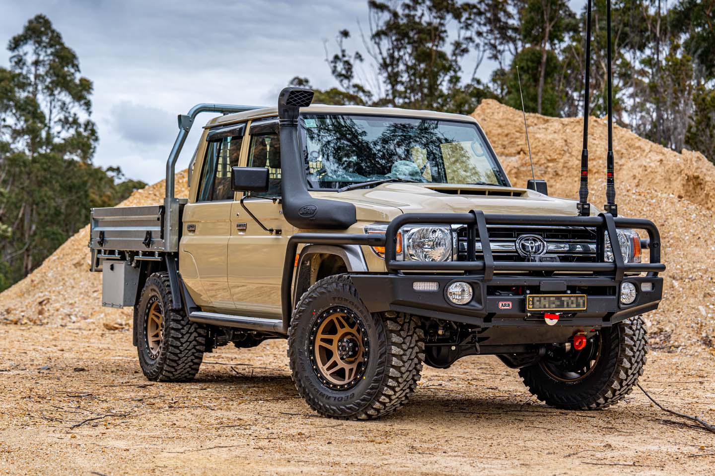 4x4 tyres Yokohama mud terrain 79 series