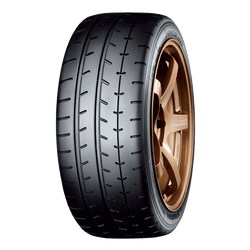 Yokohama ADVAN A052 Tyre - 255/35R18 - image 1