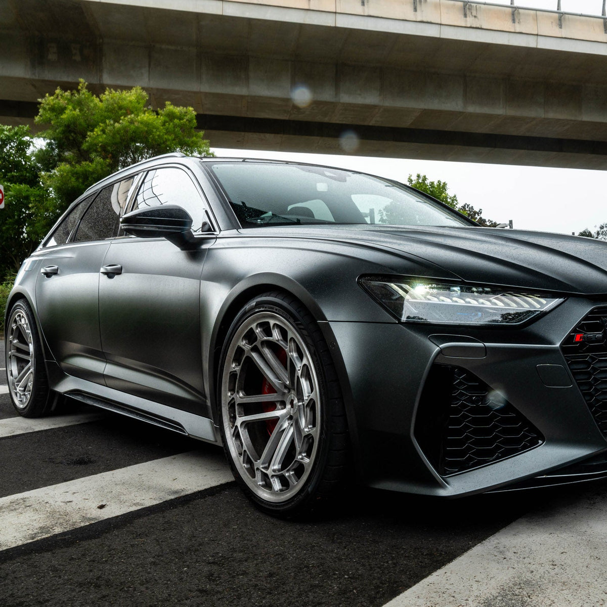 Yokohama ADVAN Sport V107 Tyre - 285/30ZR19 - image 1